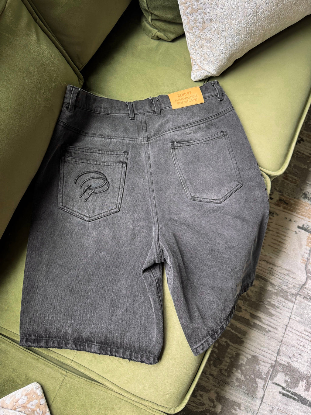 Exodus Black Club PY Jorts